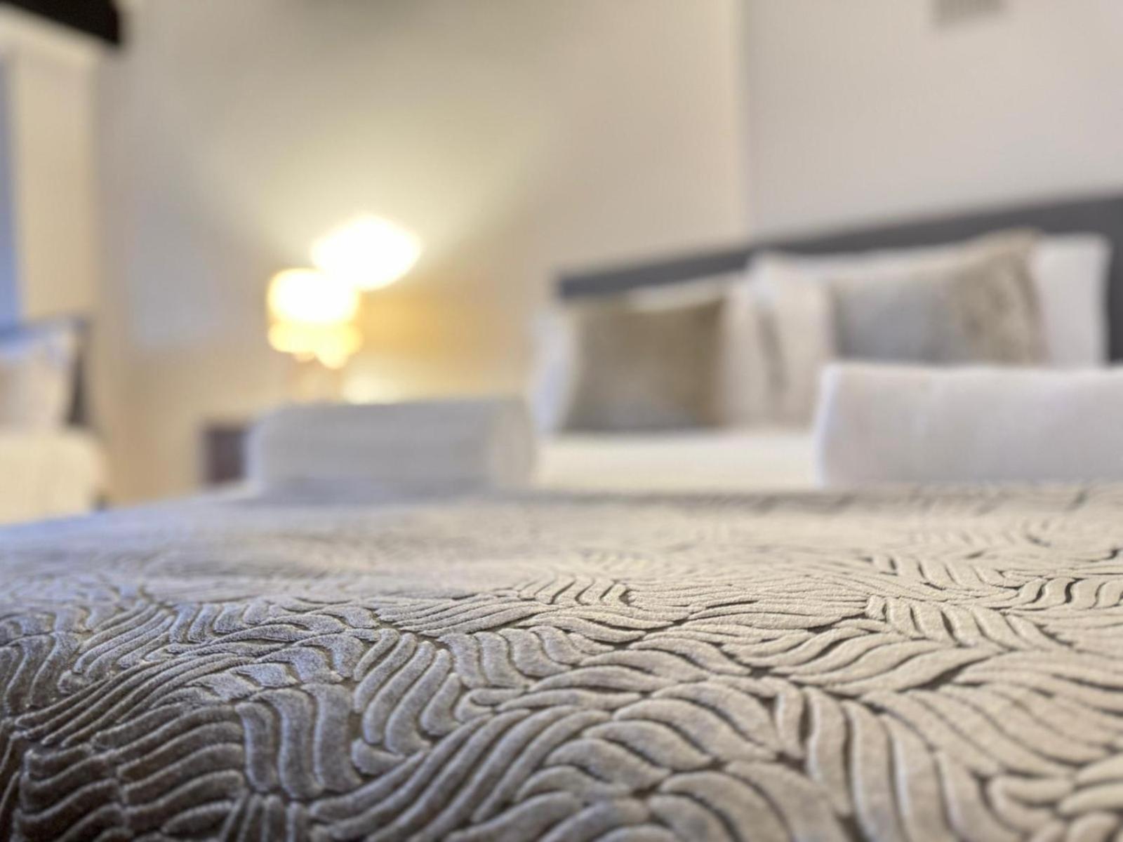 Shm Stays Solihull Hs2 Nec Airport Nr M6 M40 M42 Great For Long & Short Stays 15 Min Walk To Train Station 5 Min Drive To Town Centre Outside Bus Stops & Supermarket Free Parking Zewnętrze zdjęcie